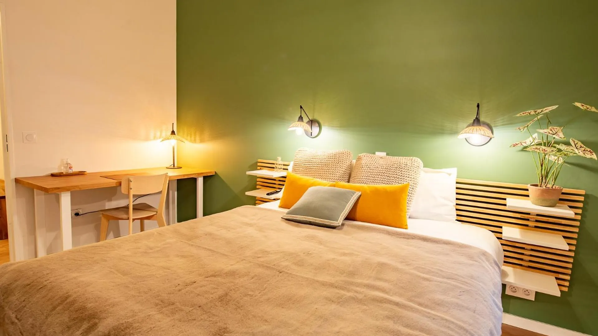 Luxurious 7P Suite With Sauna, Near Paris, Metro 4 Bagneux